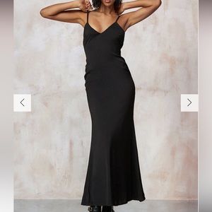 Kourtney kardashian boohoo maxi dress